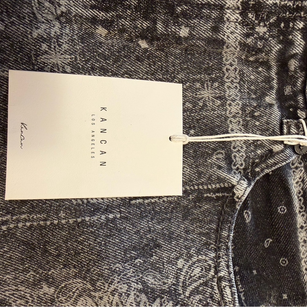 KanCan Paisley Print Denim Shorts Size 11 Black Acid Wash Edgy Western New - Picture 13 of 15